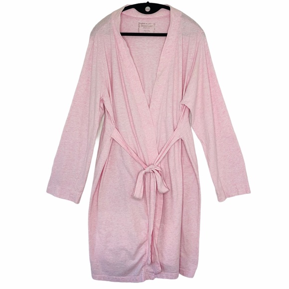 Motherhood Maternity Other - Motherhood Maternity short pink wrap robe